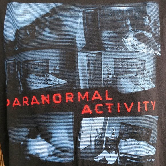 Vintage 2009 PARANORMAL ACTIVITY T Shirt Large With Delta Tag